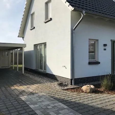 Holiday home Ferienhaus Bella *